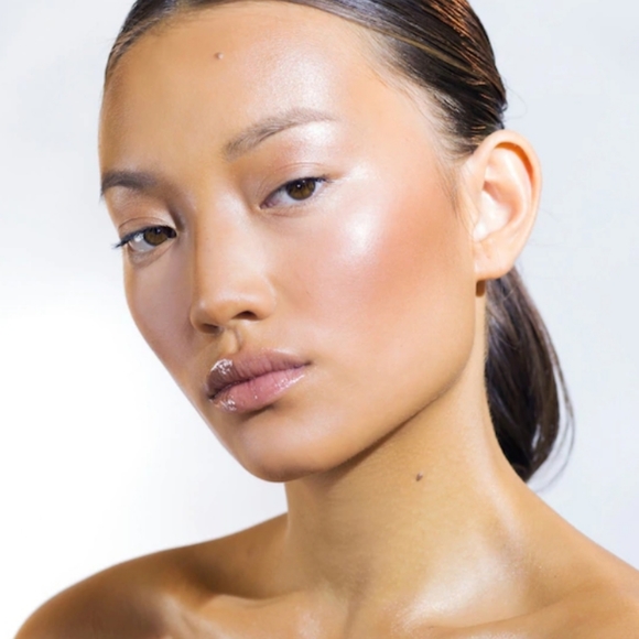 Natasha Denona All Over Glow Powder - Picture 3 of 7